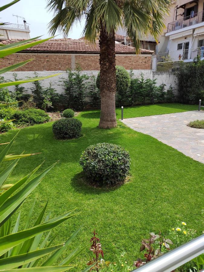 דירות וולוס Cosy House With Garden מראה חיצוני תמונה