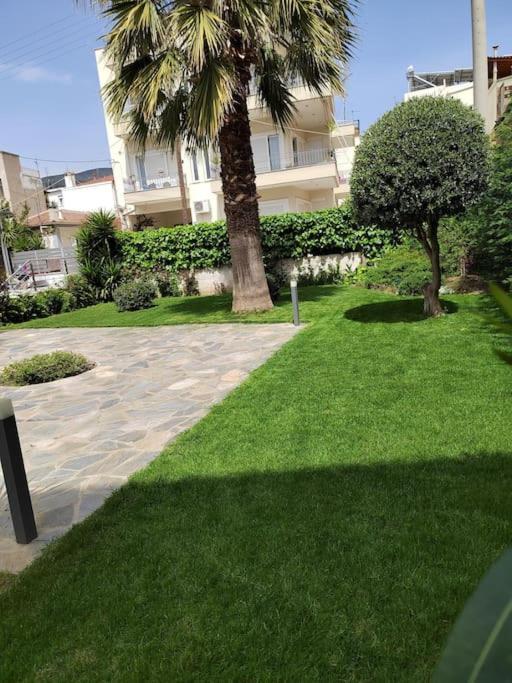 דירות וולוס Cosy House With Garden מראה חיצוני תמונה