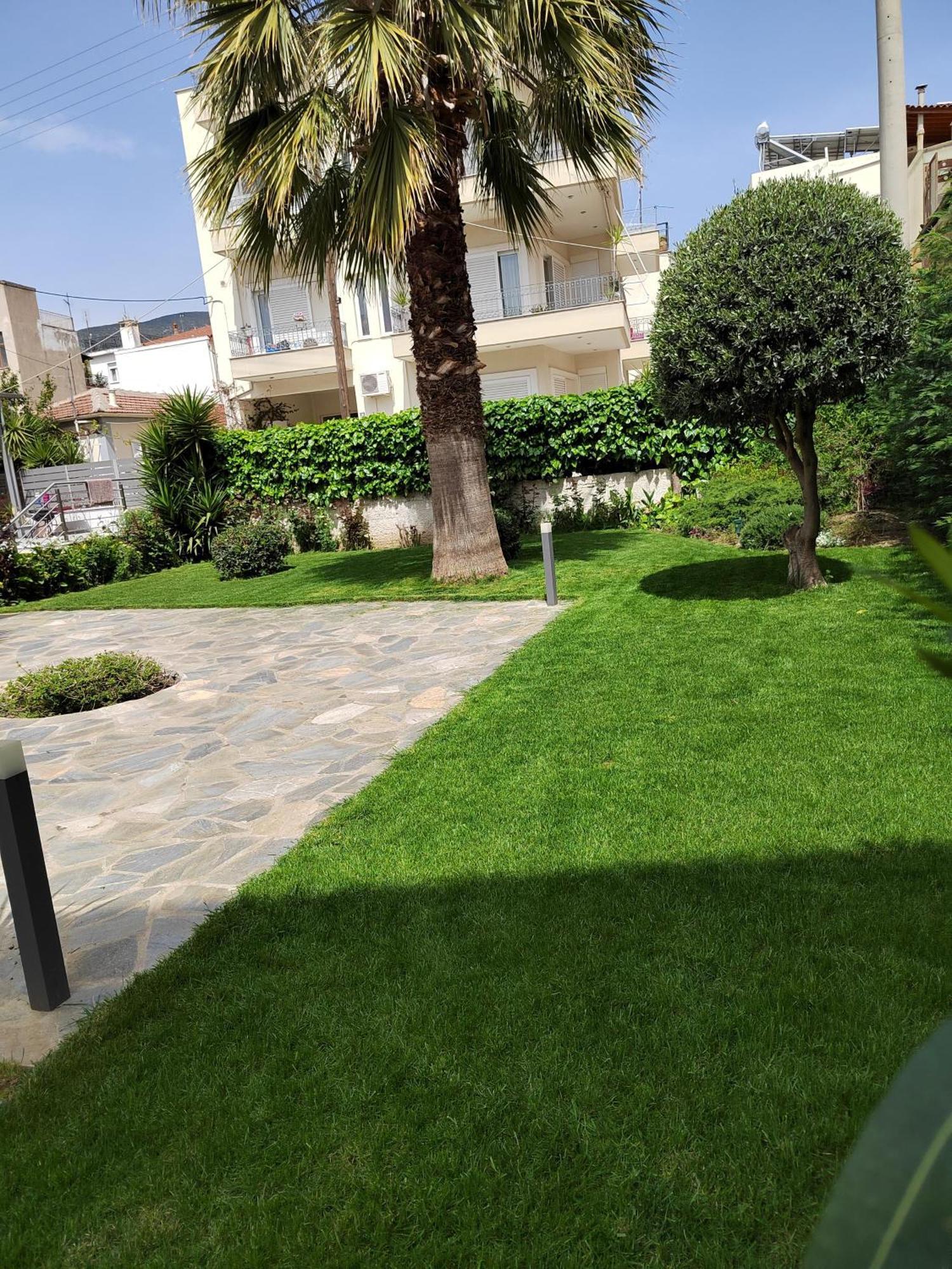 דירות וולוס Cosy House With Garden מראה חיצוני תמונה